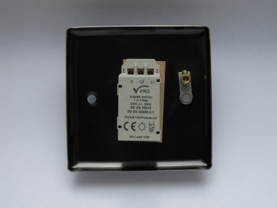 Varilight Classic Matt Chrome V-Pro 1-Gang 2-Way Push-On/Off Rotary LED Dimmer 1 x 0-300W (Max 30 LEDs) (Matrix System) - Image 2