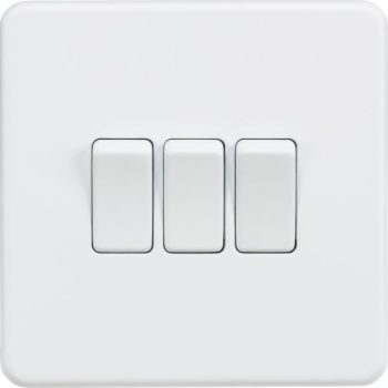 Knightsbridge Screwless Matt White 10AX 3 Gang 2-Way Switch