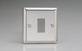 Varilight Classic Mirror Chrome 1-Gang PowerGrid Plate including Yoke (Single Plate)