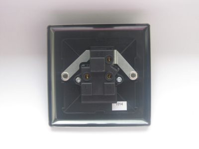Varilight Classic Mirror Chrome 1-Gang 5A Round Pin Socket with White Inserts - Image 2