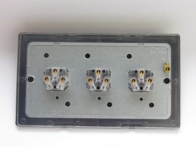 Varilight Flat Plate Screwless Polished Chrome 3-Gang 6A 1- or 2-Way Push-On/Off Impulse Switch (Twin Plate) - Image 2