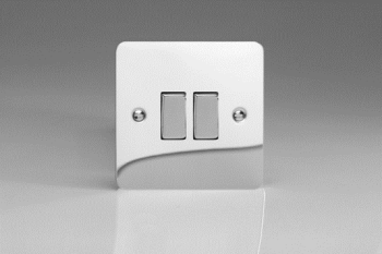 Varilight Ultraflat Polished Chrome 2-Gang (10A Intermediate Switch + 10A 1- or 2-Way Rocker Switch)