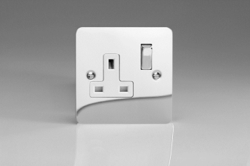 Varilight Ultraflat Polished Chrome 1-Gang 13A Double Pole Switched Socket with Metal Rockers