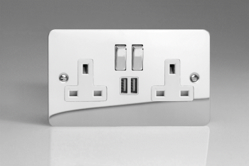 Varilight Ultraflat Polished Chrome 2-Gang 13A Single Pole Switched Socket with Metal Rockers + 2 5V DC 2100mA USB Charging Ports