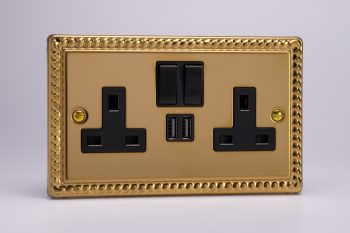 Varilight Classic Georgian Brass 2-Gang 13A Single Pole Switched Socket + 2 5V DC 2100mA USB Charging Ports