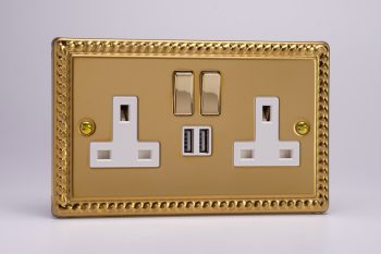 Varilight Classic Georgian Brass 2-Gang 13A Single Pole Switched Socket with Metal Rockers + 2 5V DC 2100mA USB Charging Ports