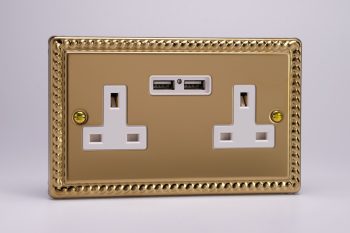 Varilight Classic Georgian Brass 2-Gang 13A Unswitched Socket + 2 5V DC 2100mA USB Charging Ports