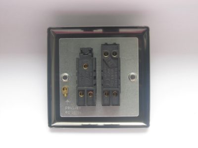 Varilight Classic Mirror Chrome 2-Gang (10A Intermediate Switch + 10A 1- or 2-Way Rocker Switch) - Image 2