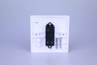 Varilight White Value 1-Gang 10A 1- or 2-way Rocker Switch - Image 2