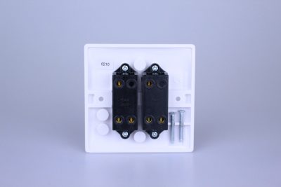 Varilight White Value 2-Gang 10A 1- or 2-way Rocker Switch - Image 2