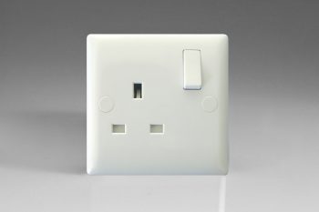 Varilight White Value 1-Gang 13A Double Pole Switched Socket