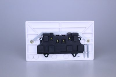 Varilight White Value 2-Gang 13A Unswitched Socket - Image 2