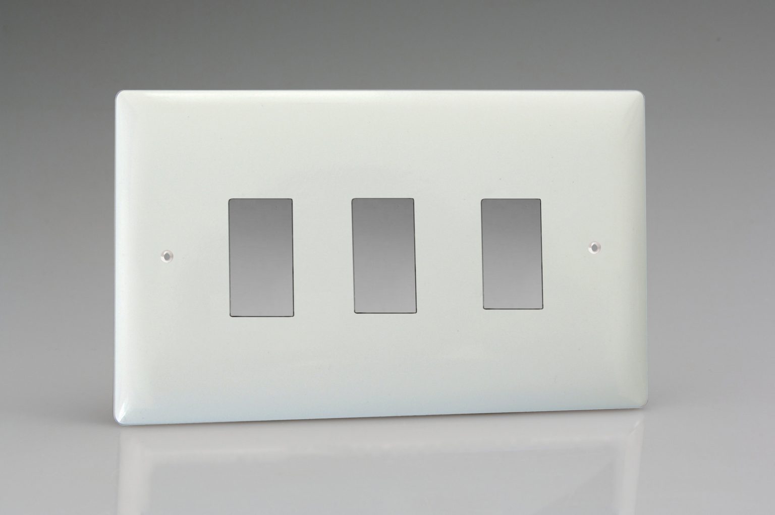 Varilight Polar White PowerGrid 3Gang Grid Plate and Grid Frame Pack (Twin Plate) Switch