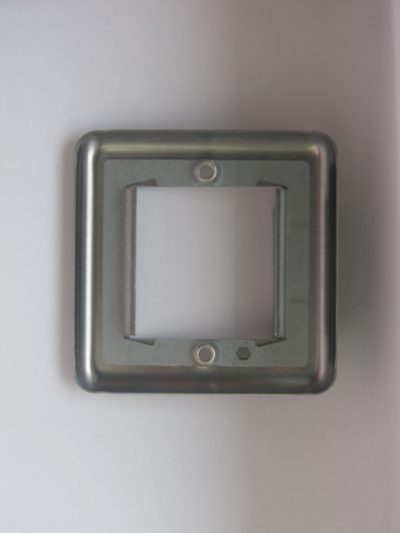 Varilight Classic Matt Chrome DataGrid Plate (2 Grid Spaces) - Image 2
