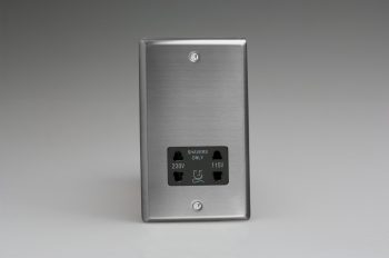 Varilight Classic Victorian Brass Dual Voltage Shaver Socket 230V/115V