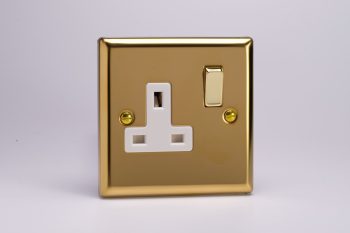 Varilight Classic Victorian Brass 1-Gang 13A Double Pole Switched Socket with Metal Rockers