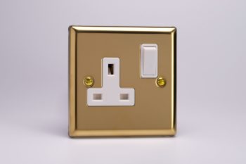 Varilight Classic Victorian Brass 1-Gang 13A Double Pole Switched Socket