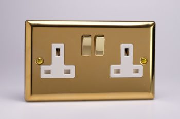 Varilight Classic Victorian Brass 2-Gang 13A Double Pole Switched Socket with Metal Rockers