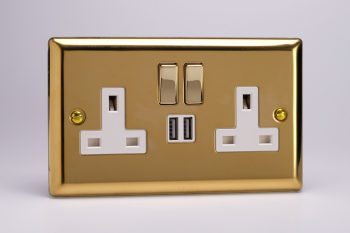Varilight Classic Victorian Brass 2-Gang 13A Single Pole Switched Socket with Metal Rockers + 2 5V DC 2100mA USB Charging Ports