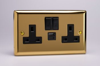 Varilight Classic Victorian Brass 2-Gang 13A Single Pole Switched Socket with 1x USB A & 1x USB C Charging Ports
