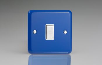 Varilight Lily Reflex Blue 1-Gang 10A Intermediate Rocker Switch