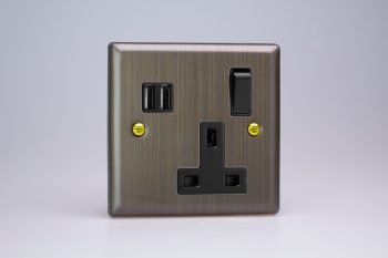Varilight Urban Antique Brass 1-Gang 13A Switched Socket with 2 x 17W Shared USB A Charging Ports