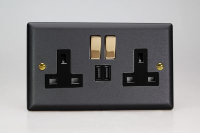 Varilight Vogue Matt Black 2-Gang 13A Single Pole Switched Socket with Metal Rockers + 2x5V DC 2100mA USB Charging Ports