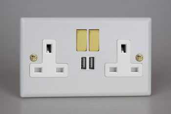 Varilight Vogue Matt White 2-Gang 13A Single Pole Switched Socket with Metal Rockers + 2x5V DC 2100mA USB Charging Ports